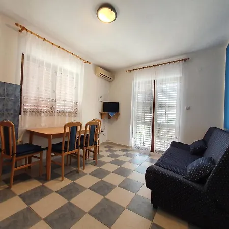 Tribunj Biserka Apartment Tribunj (Sibenik-Knin)